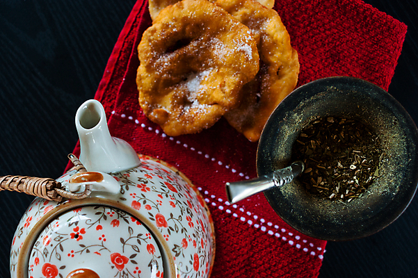 포토 JPG 해외이미지 전통 문화 가정 디저트 실내 사람없음 컬러풀 우정 튀김 신선 달콤 아침식사 폐기물 설탕 굽기 흥분 심플 밀가루 나눔 브라질 아르헨티나 구식 우루과이 음식준비 카페인 탄수화물 페스츄리 핸드메이드 해외202004 해외포토 감정 음식 빵 컬러 내부 친구 식사 남아메리카 맛 쓰레기 가루 구이 준비 파일형식 이미지허브