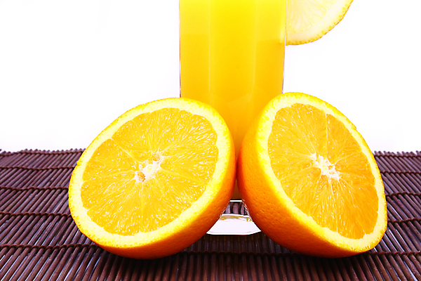 포토 JPG 해외이미지 실루엣 음료 음식 백그라운드 다이어트 오렌지 과일 재료 부분 자연 유리 귤 건강 사람없음 약 노란색 주스 활발 추위 흰색 신선 원형 달콤 아침식사 자르기 먹기 오브젝트 상쾌 날것 고립 신맛 완벽 해외202004 해외포토 도형 감정 컬러 컨셉 의학 모션 재질 촬영기법 식사 맛 생태계 파일형식 이미지허브