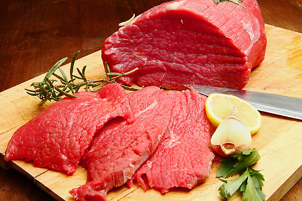 포토 JPG 해외이미지 동물 잡화 음식 조각 백그라운드 다이어트 채소 고추 근육 육류 스테이크 비프스테이크 사람없음 목재 가로 빨간색 주방 저녁식사 소고기 흰색 신선 소 혈액 그릴 바비큐 자르기 굽기 허리 준비 날것 후추 성분 고립 등심 송아지고기 식용 정육점 해외202004 해외포토 나무 컬러 식재료 재료 포유류 모션 주방용품 서양음식 건강 신체부위 상점 식사 구이 향신료 파일형식 이미지허브