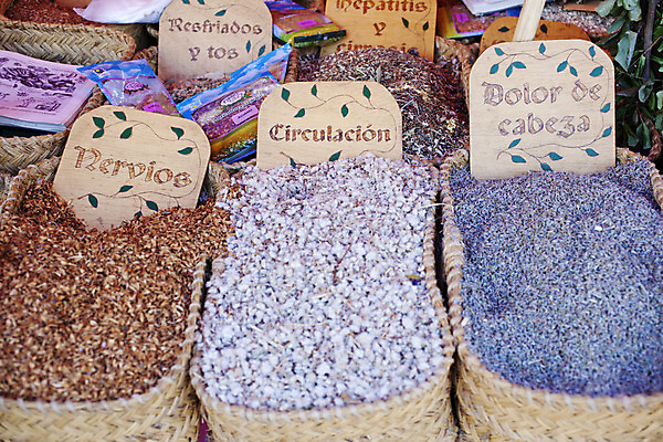 포토 JPG 해외이미지 음식 가방 요리 사람없음 요리사 양념 사발 시장 차 맛 가격 허브 향신료 레시피 해외202004 해외포토 식물 직업 잡화 음료 컨셉 사기그릇 향미료 파일형식 이미지허브