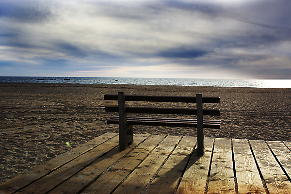 포토 JPG 해외이미지 구름 계절 바다 여행 백그라운드 컨셉 벤치 의자 자연 하늘 휴가 휴식 풍경 사람없음 야외 가로 물 여름 파란색 빛 햇빛 태양 일출 침묵 일몰 자유 뜨거움 휴양지 온도 남쪽 내추럴 해외202004 해외포토 자연요소 컬러 가구 노을 소리 장소 방향 생태계 파일형식 이미지허브