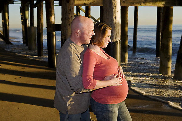 포토 JPG 해외이미지 커플 어린이 가족 남편 사랑 두명 물 항구 미국 일몰 임신 자녀 아기 아내 큼 캘리포니아 태평양 해외202004 해외포토 자연요소 감정 바다 북아메리카 관계 교통시설 사람 노을 크기 파일형식 이미지허브