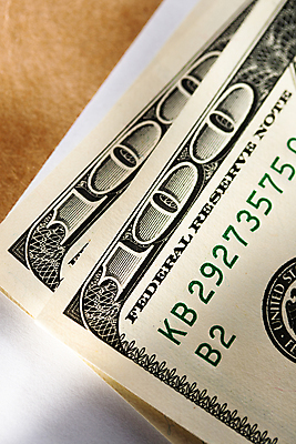 포토 JPG 해외이미지 종이 백그라운드 돈 비즈니스 사람없음 초록색 금융 숫자 달러 미국 공백 흰색 부채 그룹 재산 중앙 큼 가득함 사인 흙더미 계산서 월급 대출 고립 대통령 잭팟 많음 해외202004 해외포토 문자 컬러 컨셉 북아메리카 경제 흙 크기 파일형식 더미 이미지허브