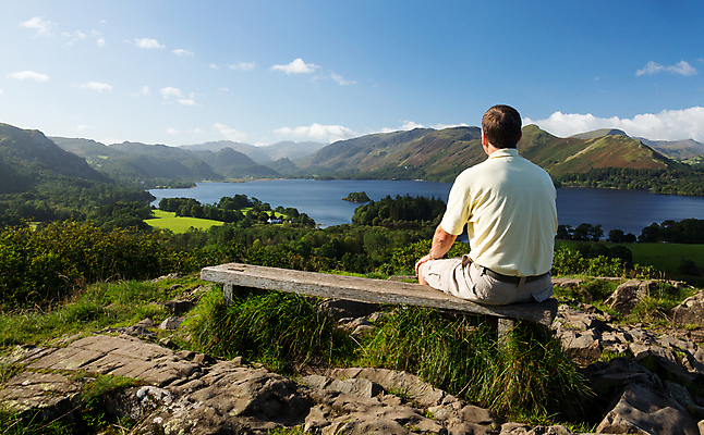 포토 JPG 해외이미지 영어 남자 의자 자연 하늘 아침 영국 잉글랜드 산 파노라마 국립공원 한명 풍경 야외 초록색 평화 계곡 맑음 침묵 시골 언덕 그림 하이커 컴브리아주 해외202004 해외포토 주간 문자 1 공원 유럽 컬러 여행 가구 컨셉 날씨 촬영기법 사람 소리 생태계 파일형식 이미지허브