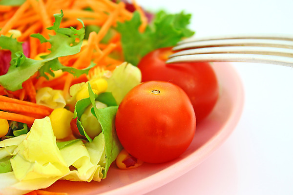 포토 JPG 해외이미지 라이프스타일 접시 음식 백그라운드 잎 다이어트 토마토 채소 건강 요리 사람없음 빨간색 초록색 빛 식당 정원 식사 저녁식사 봄 이탈리아 당근 샐러드 종 흰색 신선 닫기 맛 상추 먹기 메뉴 유기농 성분 내추럴 점심식사 고립 저지방 채식주의자 해외202004 해외포토 식물 식기 웰빙 계절 유럽 컬러 컨셉 모션 뿌리채소 생활 상점 기름_음식 채식 파일형식 이미지허브