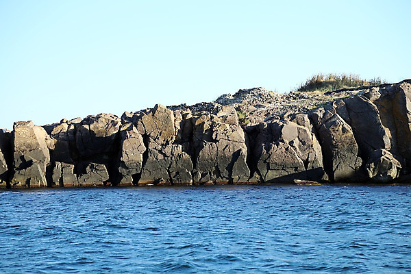 포토 JPG 해외이미지 지구 파도 바다 자연 하늘 산 이끼 풍경 사람없음 야외 물 반사 침묵 조약돌 흰색 원형 황무지 가장자리 매끈함 신비 역동적 장면 암초 내추럴 불가리아 줄서기 특별함 수평선 전경 부족함 해외202004 해외포토 자연요소 도형 컬러 컨셉 모션 소리 돌_바위 감각 둘레 생태계 파일형식 탑뷰 남유럽 이미지허브