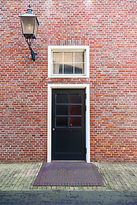 포토 JPG 해외이미지 전통 디자인 외관 유럽 벽 건축양식 유리 벽돌 주택 프레임 사람없음 건물 목재 문 수확 묘사 복고 환영 옛날 해외202004 해외포토 나무 건축물 건축 나라 농업 재료 재질 파일형식 이미지허브