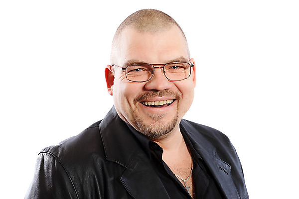 포토 JPG 해외이미지 백인 모델 라이프스타일 남자 안경 얼굴 비즈니스 성공 한명 사람 성인 표현 비즈니스맨 자신감 스마트 대머리 고립 진짜 스타일 해외202004 해외포토 서양인 1 헤어스타일 잡화 감정 컨셉 생활 신체부위 직장인 파일형식 이미지허브