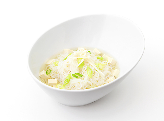 포토 JPG 해외이미지 클리핑패스 음식 채소 건강 요리 동양인 사람없음 일본 식사 흰색 면 뜨거움 고명 액체 사발 맛 수프 자르기 국수 흰배경 유기농 두부 파 내추럴 고립 채식주의자 핸드메이드 홈메이드 차단 해외202004 해외포토 웰빙 아시아 컬러 백그라운드 컨셉 모션 인종 면류 사기그릇 채식 만들기 파일형식 이미지허브