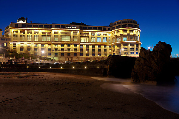 포토 JPG 해외이미지 건축양식 풍경 사람없음 야외 건물 빛 담장 프랑스 도시 야간 파리_프랑스 해외202004 해외포토 자연요소 건축물 건축 유럽 파일형식 이미지허브