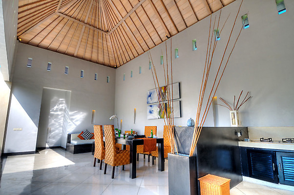 포토 JPG 해외이미지 라이프스타일 디자인 벽 가구 의자 일러스트 건축양식 탁자 부동산 휴식 바닥 아파트 주택 실내 미술 앉기 사람없음 내부 건물 목재 장식 빛 소파 컬러풀 갈색 유행 우주 카펫 방 직물 휴게실 재산 고급 우아함 상업 안락의자 리빙 진짜 스타일 해외202004 해외포토 나무 건축물 건축 컬러 생활용품 컨셉 재료 모션 문화예술 생활 금융 파일형식 이미지허브