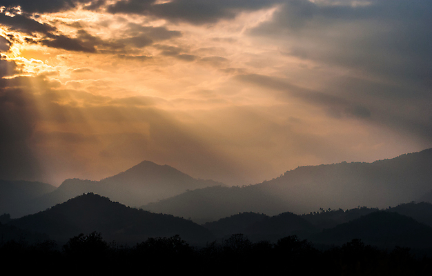 포토 JPG 해외이미지 구름 계절 여행 백그라운드 오렌지 자연 벽지 하늘 아침 날씨 산 풍경 사람없음 야외 빨간색 여름 파란색 빛 컬러풀 햇빛 태양 노란색 평화 일출 맑음 황혼 일몰 새벽 광선 황금 야간 저녁 질감 장면 천국 강렬 해외202004 해외포토 주간 자연요소 컬러 컨셉 과일 노을 생태계 파일형식 이미지허브