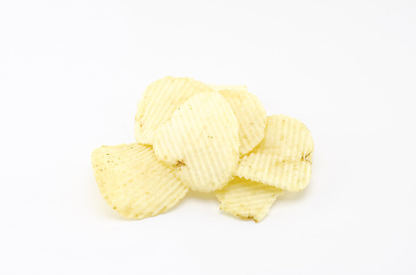 포토 JPG 해외이미지 실내 사람없음 흰배경 감자칩 해외202004 해외포토 백그라운드 내부 과자 흰색 칩_음식 파일형식 이미지허브