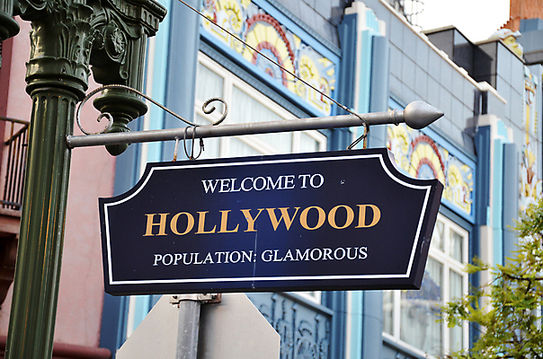 포토 JPG 해외이미지 나무 도로 여행 하늘 천사 거리 손바닥 사람없음 미국 도시 사인 캘리포니아 할리우드 로스앤젤레스 해외202004 해외포토 식물 손 길 북아메리카 교통시설 파일형식 이미지허브