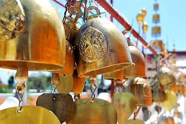 포토 JPG 해외이미지 전통 포스터 백그라운드 학교 형상 사람없음 장식 빛 노란색 교회 믿음 금속 축제 종 축하 바 고명 황금 묘사 측정 오브젝트 그림 눈금 복고 시력 장면 게이지 신발장 옛날 많음 해외202004 해외포토 교육 감정 컬러 컨셉 종교건축 재질 건물 파일형식 이미지허브
