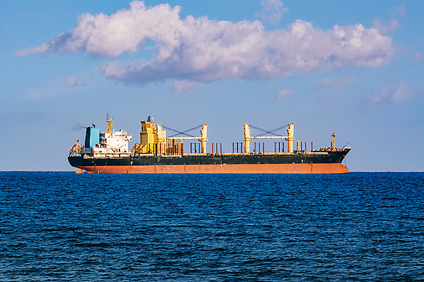 포토 JPG 해외이미지 주간 바다 교통시설 자연 항해 해변 사람없음 야외 가로 물 거래 화물 물방울 보트 수면 상품 화물선 배송 무역 함선 네비게이션 적재 물류 수입 잔물결 수평선 해외202004 해외포토 자연요소 산업 물결 교통 배_교통 운송업 시설 생태계 파일형식 이미지허브