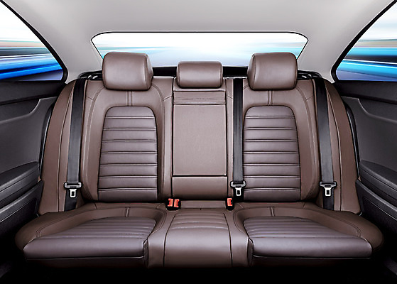 포토 JPG 해외이미지 손 산업 여행 의자 창문 교통시설 모션 자동차 자연 휴식 실내 안전 사람없음 내부 소파 검은색 장비 고급 플라스틱 가죽 속도 출발 객실 승객 스위치 자동 제어 해외202004 해외포토 육상교통 컬러 가구 교통 컨셉 재질 신체부위 시설 생태계 파일형식 이미지허브