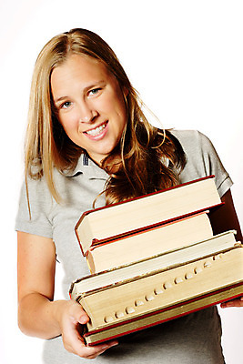 포토 JPG 해외이미지 학생 응시 여자 교육 행복 얼굴 졸업 텍스트 학교 청소년 수업 관리 한명 사람 10대 책 독서 쌓기 시험 잡기 도서관 입장 스마트 교과서 준비 대학교 문학 무거움 백과사전 학자 문해 해외202004 해외포토 직업 1 시선 감정 컨셉 모션 교재 신체부위 무게 사전 파일형식 이미지허브