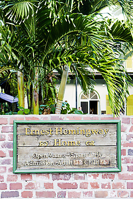 포토 JPG 해외이미지 외관 북아메리카 주택 사람없음 야외 미국 오브젝트 사인 서명 플로리다 해외202004 해외포토 아메리카 건물 파일형식 이미지허브