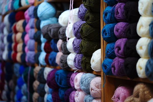 포토 JPG 해외이미지 모델 밧줄 백그라운드 부분 공 선반 미술 취미 사람없음 쌓기 상점 안개 덮개 직물 조끼 면 고리 뜨개질 조직 실크 공예 질감 실타래 자수 반대 재단 양모 수공예품 짜기 아크릴 해외202004 해외포토 줄 가구 모션 재질 날씨 문화예술 외투 뚜껑 공예품 파일형식 이미지허브