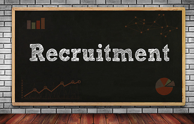 포토 JPG 해외이미지 직업 손 교육 종이 백그라운드 비즈니스 성공 벽돌 노동자 기술 사람 사람없음 단어 스마트폰 쪽지 키보드 업무 네트워크 그룹 선택 어플리케이션 대표 종업원 고객 책상 경영자 리더 면접 기회 자원 모집 발견 경영 고용 인원 채용 해외202004 해외포토 문자 가구 컨셉 신체부위 핸드폰 스마트기기 구직 작업 파일형식 이미지허브