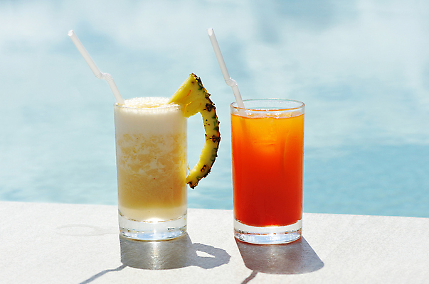 포토 JPG 해외이미지 주간 수영장 빨대 사람없음 야외 칵테일 파인애플 두잔 해외202004 해외포토 자연요소 2 과일 주류 열대과일 파일형식 이미지허브