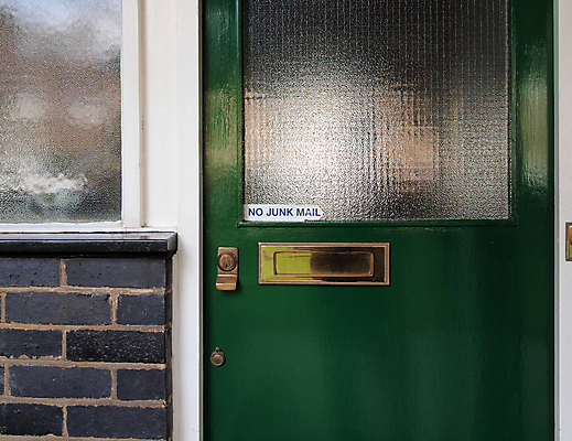 포토 JPG 해외이미지 전통 영어 유럽 건축양식 영국 잉글랜드 주택 사람없음 초록색 상자 문 공구 큼 편지 묘사 오브젝트 런던 왕국 해외202004 해외포토 문자 건축 나라 컬러 건물 도구 크기 파일형식 이미지허브