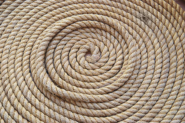 포토 JPG 해외이미지 산업 선 밧줄 바다 백그라운드 요트 회사 항해 숙이기 사람없음 갈색 노란색 잡기 원형 그물 거친 보트 고리 구부린 코드 연결 묘사 질감 복고 매듭 해군 선원 암초 실타래 내추럴 감싸기 옛날 해외202004 해외포토 도형 줄 컬러 포즈 배_교통 비즈니스 모션 군대 파일형식 이미지허브