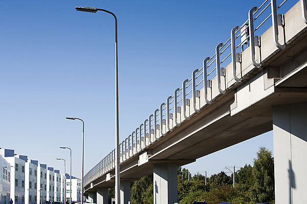 포토 JPG 해외이미지 산업 건축양식 교통시설 사람없음 야외 도시풍경 기둥 도시 고가도로 고속도로 전철 연결 혁명 구름다리 콘크리트 해외202004 해외포토 건축 도로 육상교통 교통 컨셉 대중교통 풍경 다리_건축물 시설 파일형식 이미지허브
