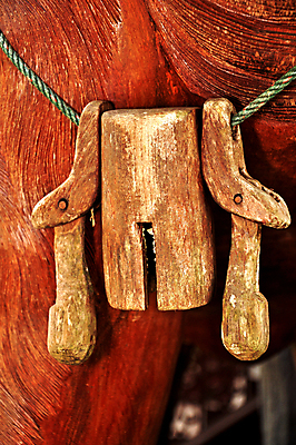 포토 JPG 해외이미지 동물 밧줄 과학 농업 코끼리 사람없음 목재 물 갈색 경작 농사 가축 소리 종 시골 소 먹기 공포 밭일 옛날 중고 해외202004 해외포토 자연요소 나무 산업 줄 컬러 재료 포유류 모션 파일형식 이미지허브