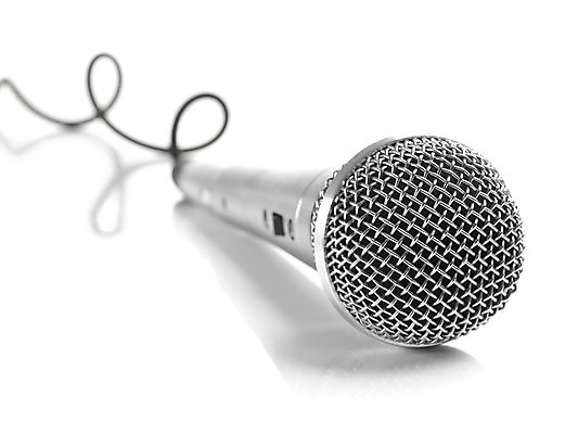 포토 JPG 해외이미지 직업 음악 통신 사람없음 가로 금속 소리 흰색 가득함 마이크 오브젝트 라디오 역동적 슛 오디오 방송 길이 목소리 노래방 고립 뮤지컬 보컬 카피스페이스 해외202004 해외포토 컬러 음향기기 컨셉 재질 문화예술 전자제품 공백 파일형식 이미지허브