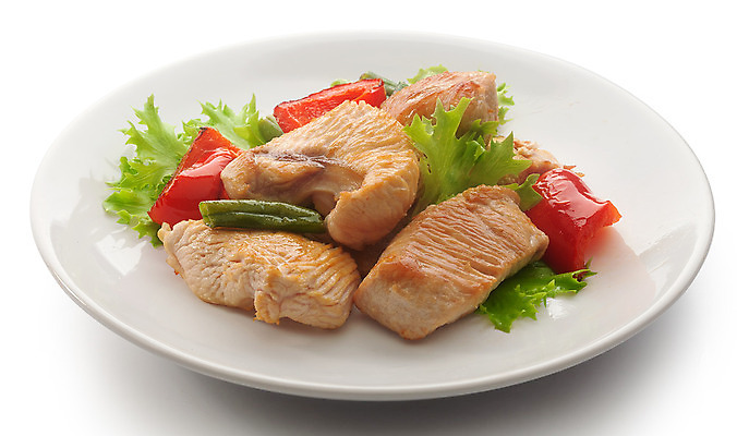 포토 JPG 해외이미지 접시 클리핑패스 음식 조각 조류 콩 파프리카 육류 사람없음 빨간색 초록색 식사 저녁식사 튀김 흰색 신선 상추 굽기 후추 칠면조 고립 해외202004 해외포토 동물 식기 컬러 채소 식재료 곡류 구이 향신료 파일형식 이미지허브