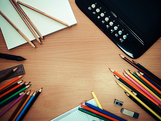 포토 JPG 해외이미지 교육 종이 백그라운드 컨셉 무지개 생각 비즈니스 벽지 탁자 사람없음 그래픽 컵 가로 금융 컬러풀 사무실 알약 연필 펜 쪽지 공책 페인트 공백 흰색 도구 기록 막대기 작업장 스케치 공예 책상 시작 지우개 문서 클립 고무 형광펜 고립 어려움 조언 공급 카피스페이스 해외202004 해외포토 자연요소 식기 산업 컬러 가구 문구용품 학용품 미술 취미 경제 필기구 약 파일형식 이미지허브