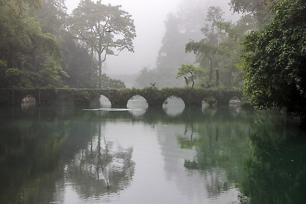 포토 JPG 해외이미지 식물 별 여행 자연 풍경 사람없음 야외 물 강 중국 폭포 점 구멍 동굴 작음 치수 내추럴 7 해외202004 해외포토 자연요소 아시아 숫자 크기 생태계 파일형식 이미지허브
