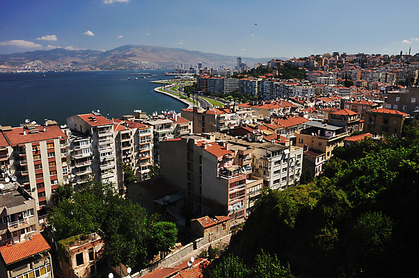 포토 JPG 해외이미지 구름 바다 여행 지붕 파노라마 사람없음 가로 여름 울타리 램프 도시 만 조경 타운 칠면조 비용 해외202004 해외포토 자연요소 계절 조류 조명 촬영기법 경제 담장 파일형식 이미지허브