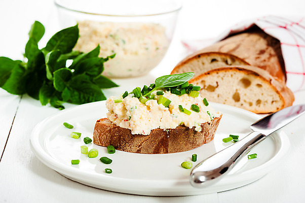 포토 JPG 해외이미지 음식 빵 조각 백그라운드 다이어트 채소 탁자 오이 치즈 샌드위치 건강 어류 사람없음 목재 초록색 빛 갈색 노란색 주방 식사 저녁식사 펼침 우유 흰색 신선 고명 맛 아침식사 상품 먹기 허브 크림 시골집 부드러움 점심식사 쪽파 단백질 해외202004 해외포토 나무 식물 컬러 가구 컨셉 재료 모션 유제품 주택 수중동물 감각 파 영양소 파일형식 이미지허브