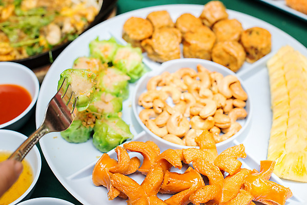 포토 JPG 해외이미지 아시아 문화 음식 채소 젓가락 고추 디저트 치즈 새우 돼지고기 요리 사람없음 갈색 식사 저녁식사 중국 어둠 튀김 덮개 게 껍질 맛 아침식사 애피타이저 먹기 허브 파인애플 후추 점심식사 브루스케타 해외202004 해외포토 식물 나라 컬러 컨셉 과일 모션 유제품 수저 육류 갑각류 뚜껑 향신료 열대과일 파일형식 이미지허브