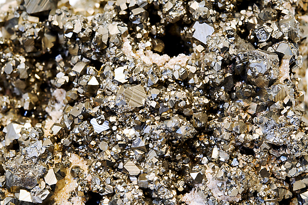 포토 JPG 해외이미지 스튜디오촬영 백그라운드 사람없음 바위 황금 닫기 철 결정체 내추럴 정물화 해외202004 해외포토 모션 실내 돌_바위 그림 파일형식 이미지허브