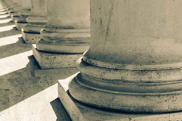 포토 JPG 해외이미지 외관 교육 여행 비즈니스 건축양식 사람없음 건물 금융 빛 미국 자유 기둥 최고 클래식 도서관 선거 대학교 법 지역 공정 법원 일반 그리스인 변호사 고체 법정 세피아 실린더 정부 정치 지원 해외202004 해외포토 서양인 직업 건축물 건축 컨셉 북아메리카 학교 촬영기법 경제 민주주의 파일형식 이미지허브