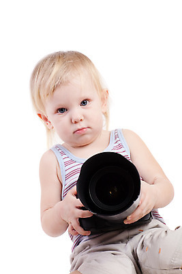 포토 JPG 해외이미지 백인 직업 1 행복 얼굴 어린이 백그라운드 놀이 한명 사람 소년 카메라 디지털 사진촬영 손상 장비 흰색 아기 큼 사진사 필름 그림 슛 셔터 걸음마 고립 해외202004 해외포토 서양인 남자 감정 컬러 컨셉 모션 신체부위 전자제품 촬영 크기 작가 파일형식 이미지허브