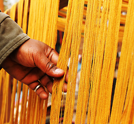 포토 JPG 해외이미지 손 손가락 사람없음 상점 직물 도움 시장 실 확인 해외202004 해외포토 컨셉 신체부위 파일형식 이미지허브