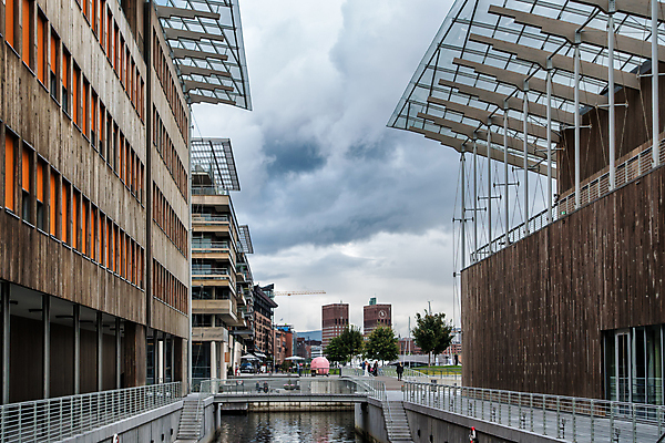 포토 JPG 해외이미지 건축양식 노르웨이 사람없음 건물 쇼핑 항구 도시 보트 함선 스칸디나비아 오슬로 해외202004 해외포토 건축물 건축 유럽 배_교통 교통시설 파일형식 이미지허브