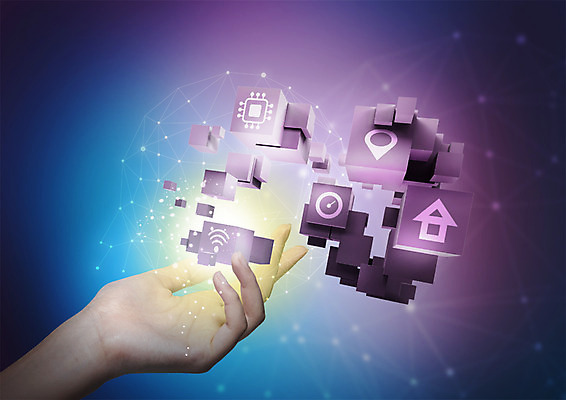 PSD 편집 편집이미지 손 시계 정보기술 스마트라이프 한명 신체부위 스마트폰 디지털 블록 스마트 와이파이 반도체칩 집모양 이미지편집 모양 1 라이프스타일 컨셉 기술 사람 핸드폰 스마트기기 메모리칩 무선인터넷 파일형식