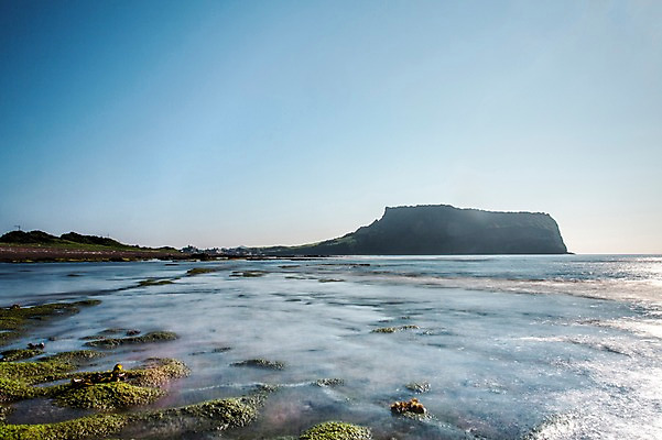 포토 JPG 주간 바다 풍경 사람없음 야외 제주도 장노출 성산일출봉 광치기해변 국내포토 자연요소 한국 촬영기법 해변 서귀포 파일형식