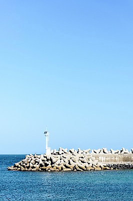 포토 JPG 주간 바다 하늘 풍경 사람없음 야외 제주도 방파제 테트라포드 국내포토 자연요소 공공시설 한국 파일형식