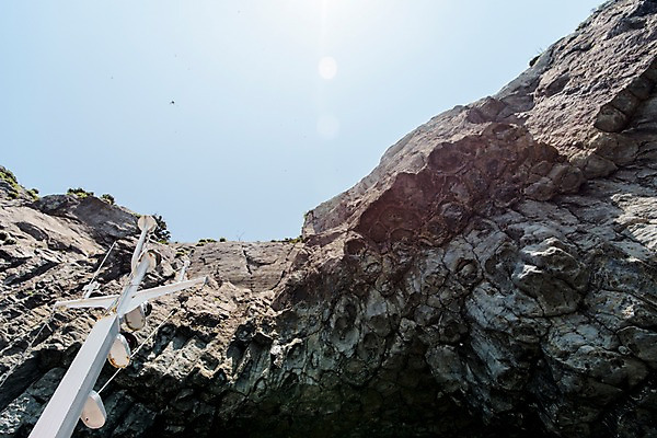 포토 JPG 주간 로우앵글 하늘 풍경 사람없음 야외 제주도 주상절리 범섬 국내포토 자연요소 뷰포인트 섬 한국 파일형식