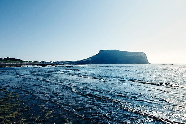 포토 JPG 주간 바다 풍경 사람없음 야외 제주도 성산일출봉 광치기해변 국내포토 자연요소 한국 해변 서귀포 파일형식