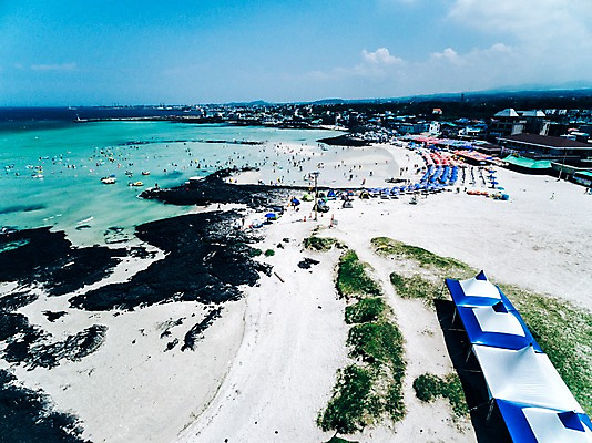 포토 JPG 주간 바다 풍경 해변 사람없음 야외 하이앵글 제주도 항공촬영 협재해수욕장 국내포토 자연요소 뷰포인트 한국 해수욕장 파일형식