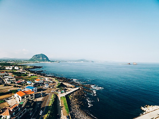 포토 JPG 주간 바다 풍경 사람없음 야외 하이앵글 제주도 항공촬영 산방산 형제섬 국내포토 자연요소 뷰포인트 섬 산 한국 파일형식