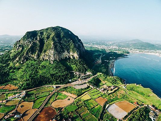 포토 JPG 주간 바다 밭 논 풍경 해변 사람없음 야외 하이앵글 제주도 농경지 마을 항공촬영 용머리해안 국내포토 자연요소 뷰포인트 농업 한국 농장 서귀포 파일형식